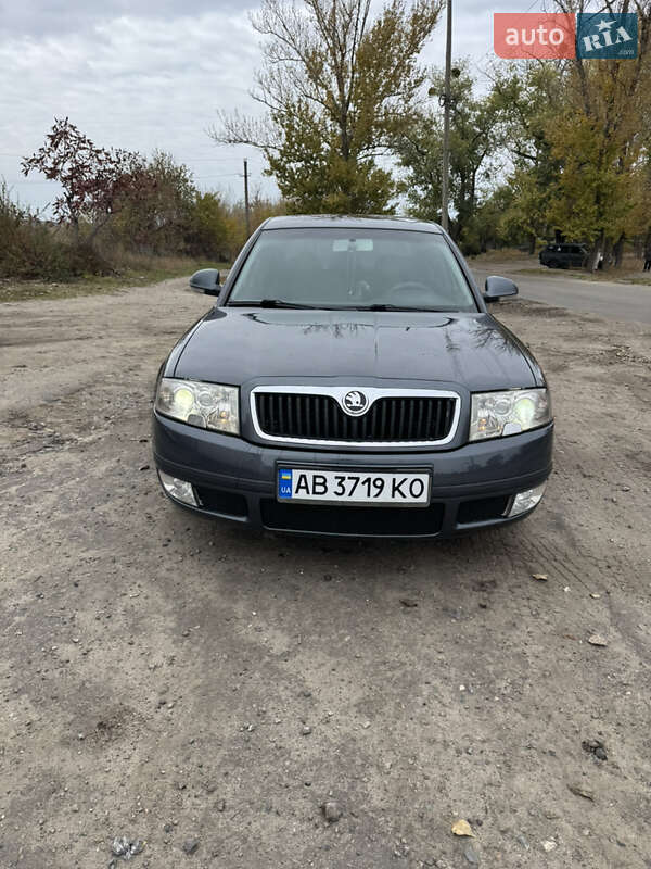 Ліфтбек Skoda Superb 2006 в Ізюмі