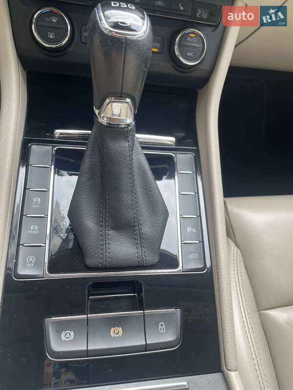 Ліфтбек Skoda Superb 2016 в Києві