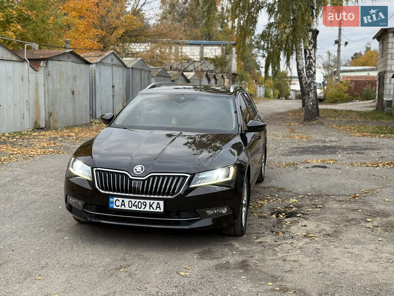 Универсал Skoda Superb 2018 в Киеве фото 4 Универсал Skoda Superb 2018 в Киеве