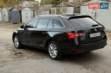 Универсал Skoda Superb 2018 в 