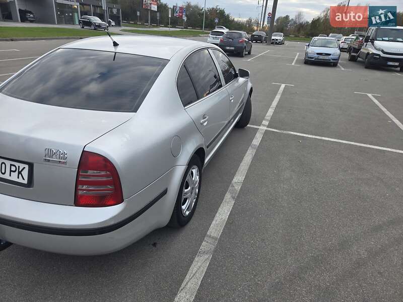 Лифтбек Skoda Superb 2004 в Ирпене фото 7 Лифтбек Skoda Superb 2004 в Ирпене