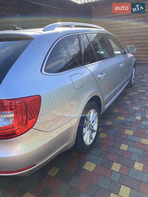 Універсал Skoda Superb 2014 в Коростені