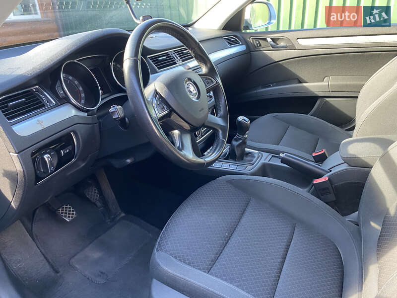 Універсал Skoda Superb 2014 в Коростені