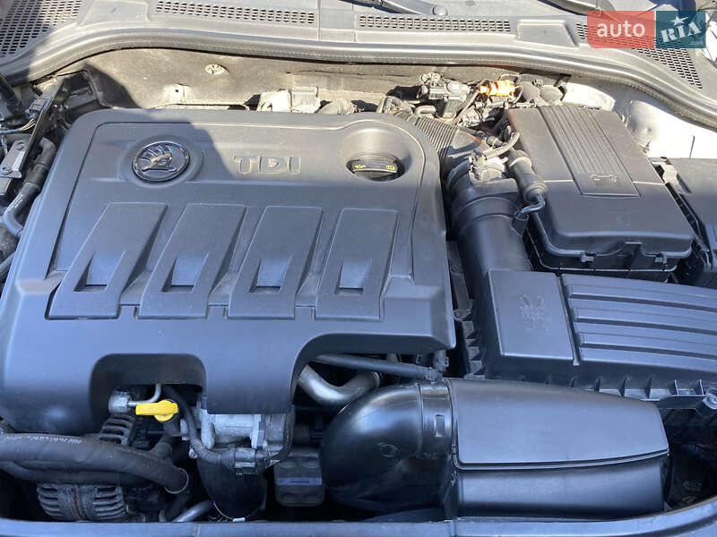 Універсал Skoda Superb 2014 в Коростені