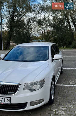 Лифтбек Skoda Superb 2012 в Хмельницком