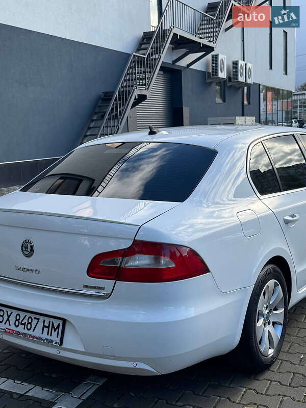 Ліфтбек Skoda Superb 2012 в Хмельницькому
