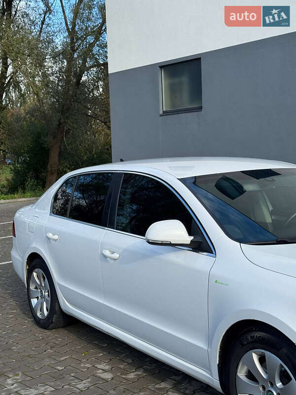 Ліфтбек Skoda Superb 2012 в Хмельницькому