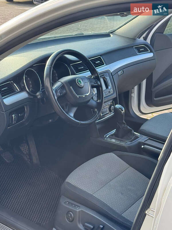 Ліфтбек Skoda Superb 2012 в Хмельницькому