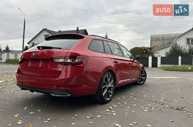 Універсал Skoda Superb 2018 в 
