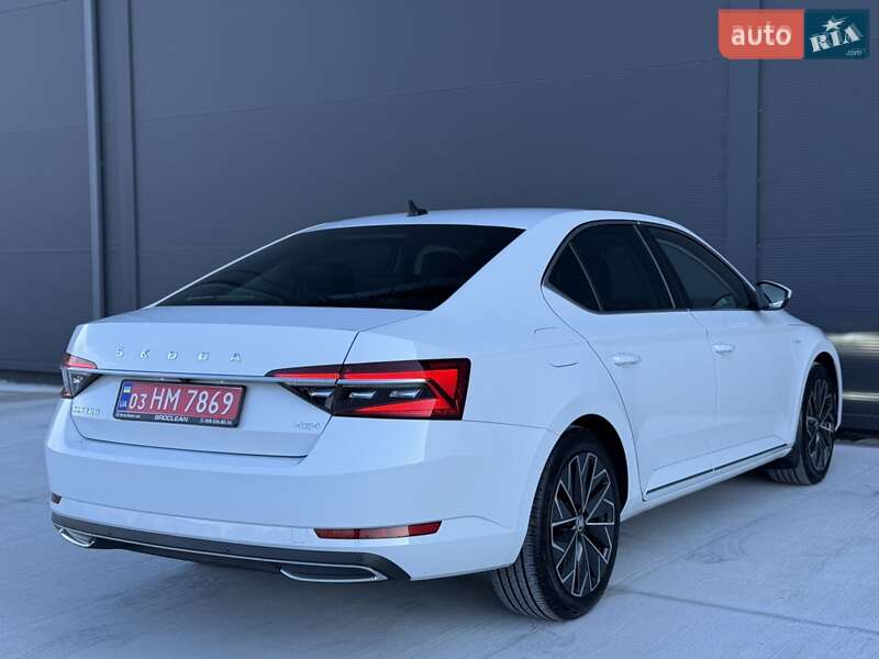 Ліфтбек Skoda Superb 2022 в Києві