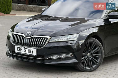 Лифтбек Skoda Superb 2019 в 