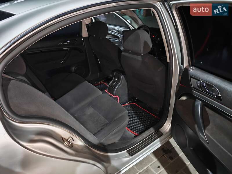 Лифтбек Skoda Superb 2004 в Сумах