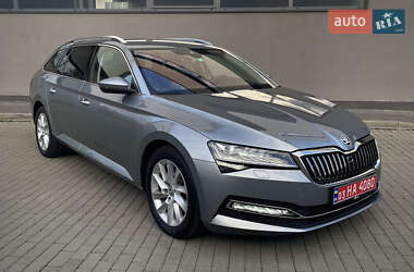 Універсал Skoda Superb 2020 в 