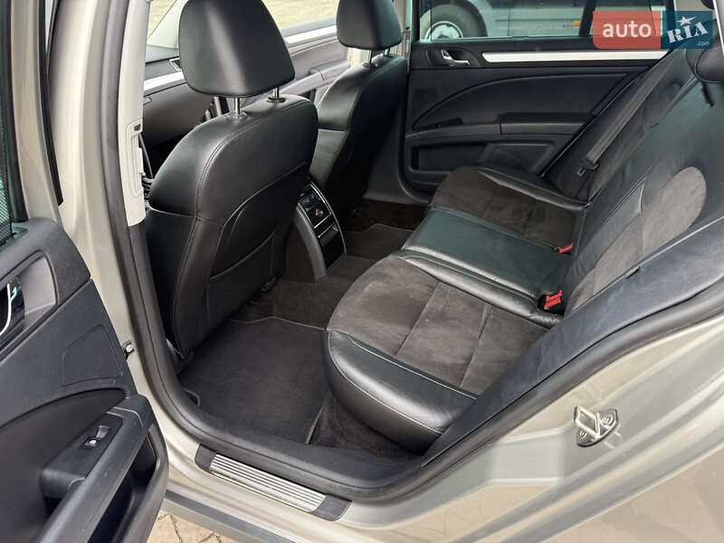 Універсал Skoda Superb 2013 в Львові
