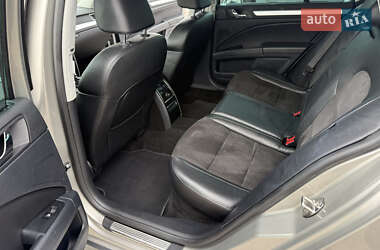 Універсал Skoda Superb 2013 в 
