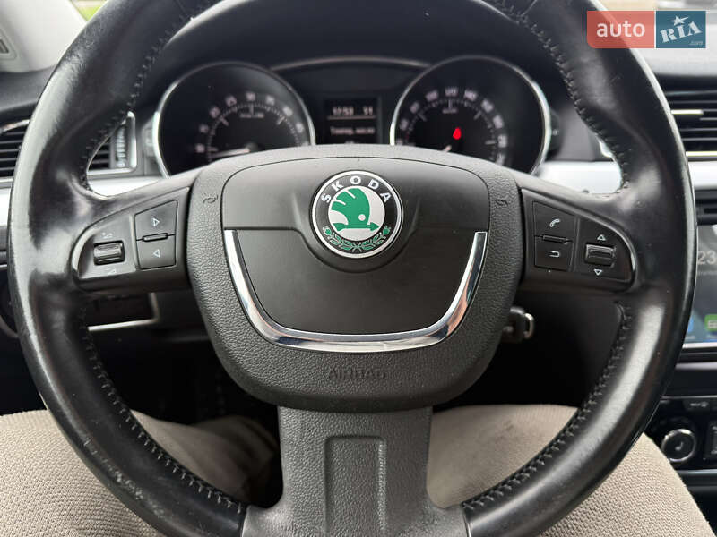 Універсал Skoda Superb 2013 в Львові