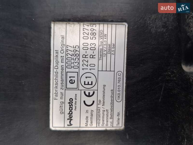 Универсал Skoda Superb 2011 в Бурштыне