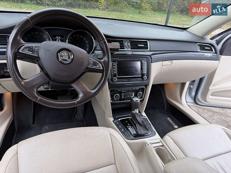 Універсал Skoda Superb 2013 в Ковелі