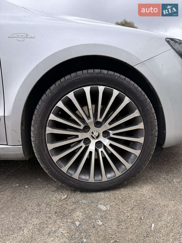 Універсал Skoda Superb 2013 в Ковелі