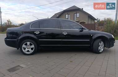 Лифтбек Skoda Superb 2002 в 