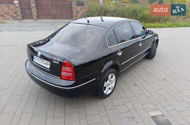 Лифтбек Skoda Superb 2002 в 