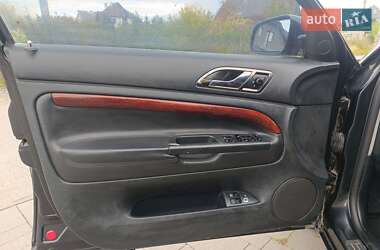 Лифтбек Skoda Superb 2002 в 