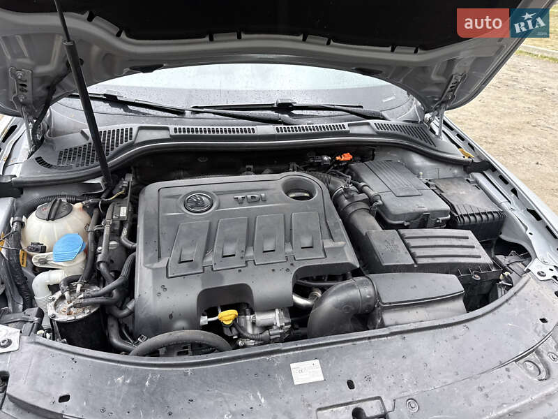 Універсал Skoda Superb 2013 в Ковелі