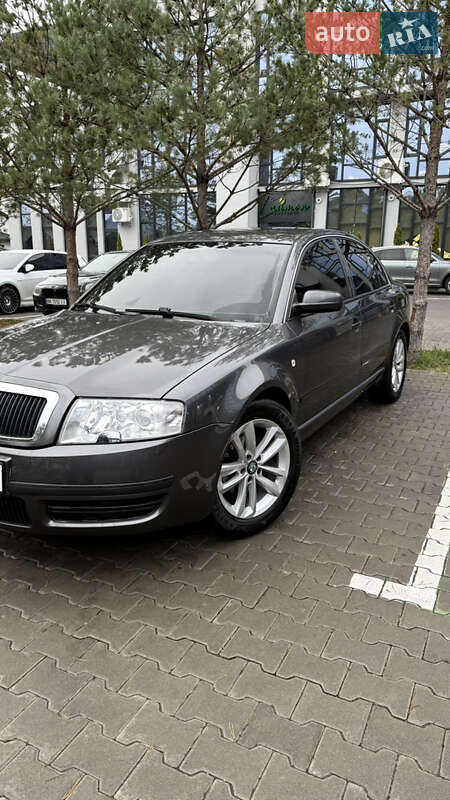 Лифтбек Skoda Superb 2002 в Ровно фото 11 Лифтбек Skoda Superb 2002 в Ровно