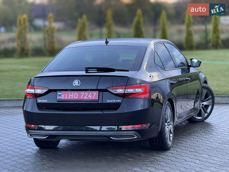 Ліфтбек Skoda Superb 2017 в Луцьку