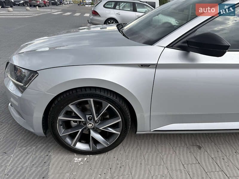 Универсал Skoda Superb 2018 в Львове