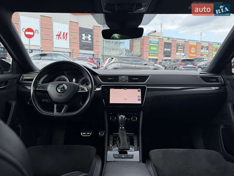 Универсал Skoda Superb 2018 в Львове