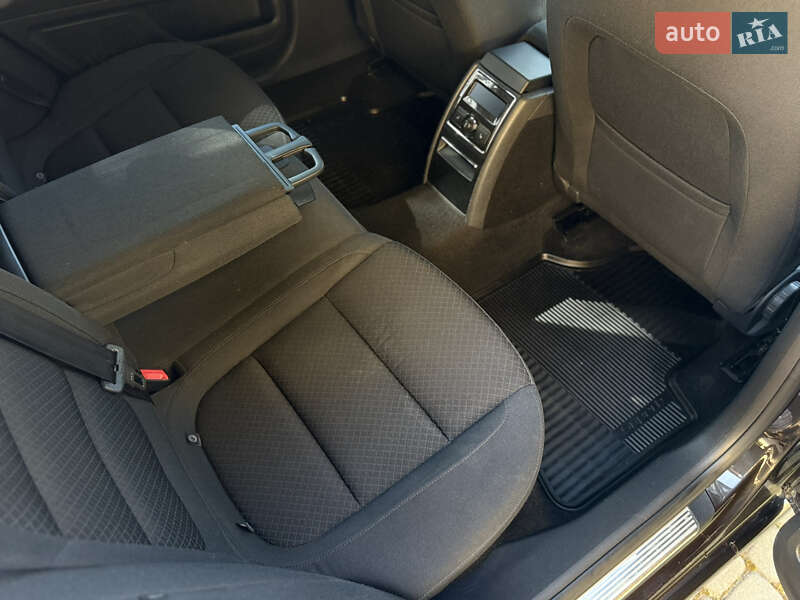 Универсал Skoda Superb 2014 в Кременце фото 64 Универсал Skoda Superb 2014 в Кременце