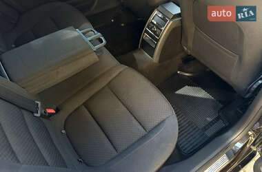 Універсал Skoda Superb 2014 в  фото 64 Універсал Skoda Superb 2014 в