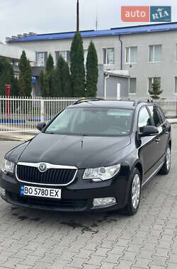 Універсал Skoda Superb 2011 в Бучачі