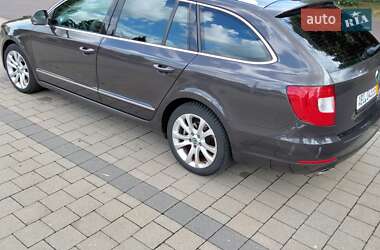 Универсал Skoda Superb 2010 в 