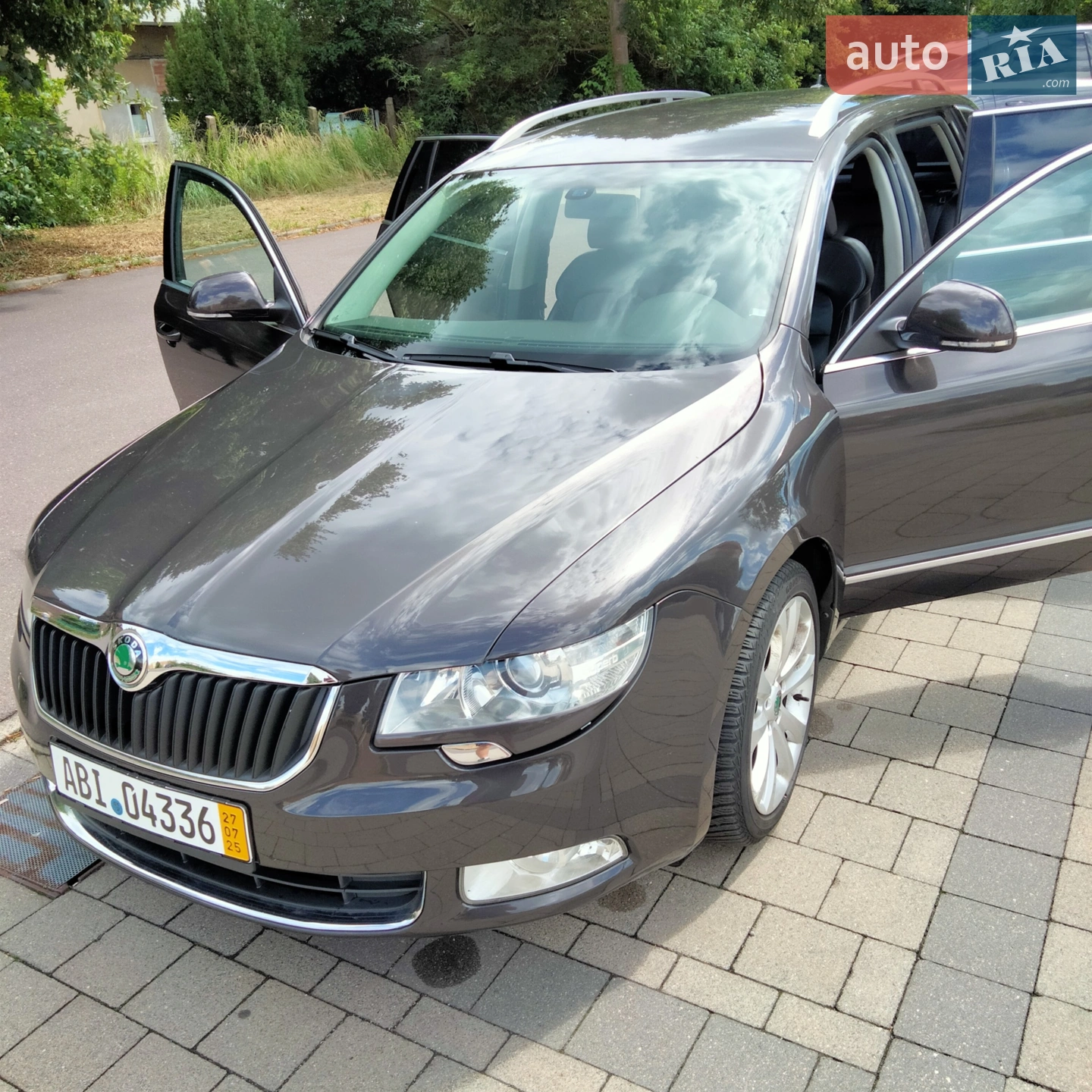 2010 Skoda Superb - мініатюра 25