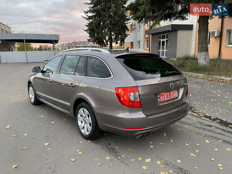 Універсал Skoda Superb 2012 в Рівному