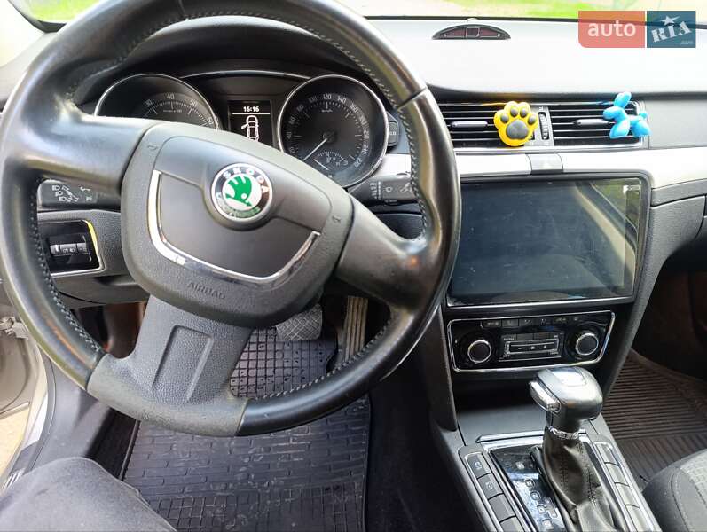 Лифтбек Skoda Superb 2012 в Одессе
