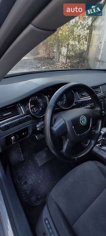 Лифтбек Skoda Superb 2011 в Одессе