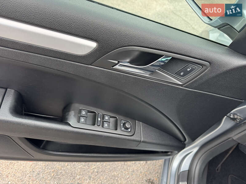 Универсал Skoda Superb 2011 в Белой Церкви