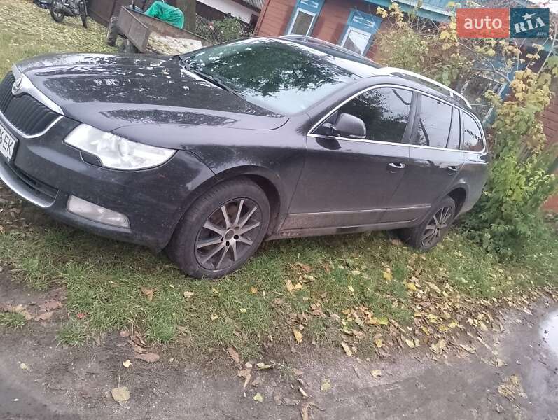 Универсал Skoda Superb 2011 в Новгород-Северском фото Универсал Skoda Superb 2011 в Новгород-Северском