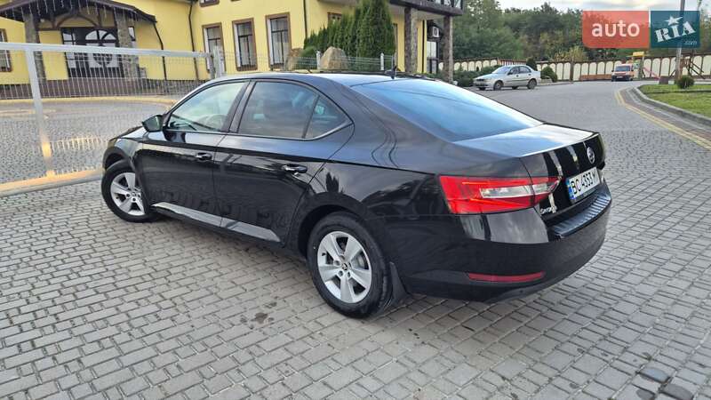 Лифтбек Skoda Superb 2016 в Львове фото 5 Лифтбек Skoda Superb 2016 в Львове