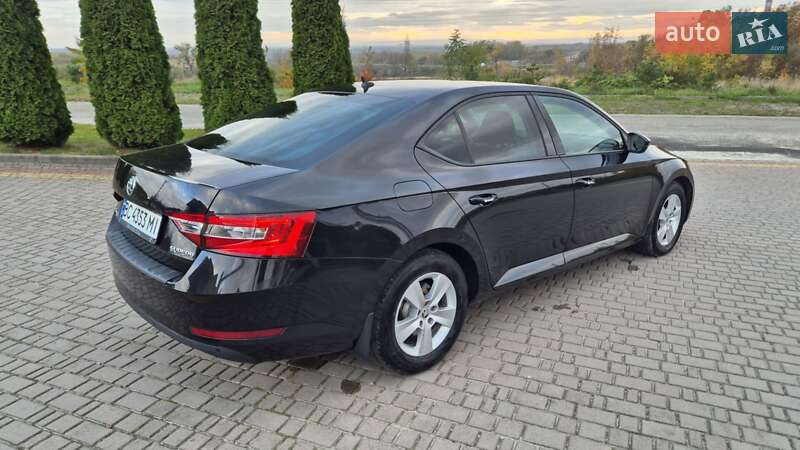 Лифтбек Skoda Superb 2016 в Львове фото 13 Лифтбек Skoda Superb 2016 в Львове
