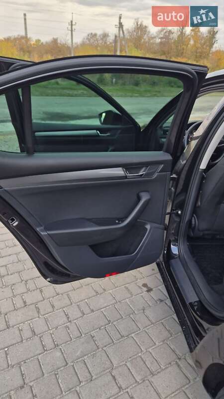 Лифтбек Skoda Superb 2016 в Львове фото 56 Лифтбек Skoda Superb 2016 в Львове