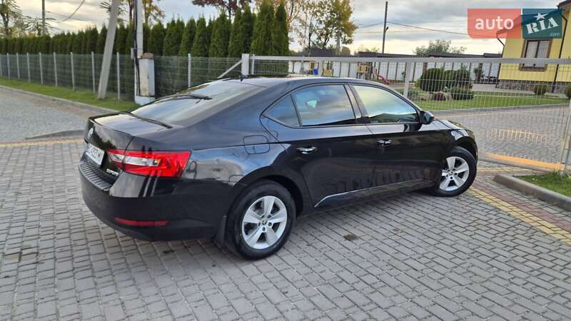 Лифтбек Skoda Superb 2016 в Львове фото 75 Лифтбек Skoda Superb 2016 в Львове