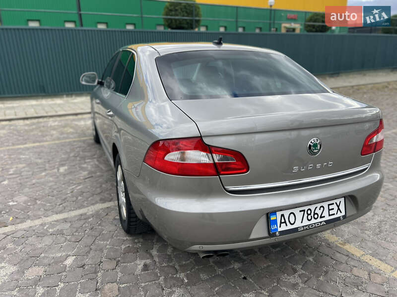 Лифтбек Skoda Superb 2012 в Мукачево фото 12 Лифтбек Skoda Superb 2012 в Мукачево