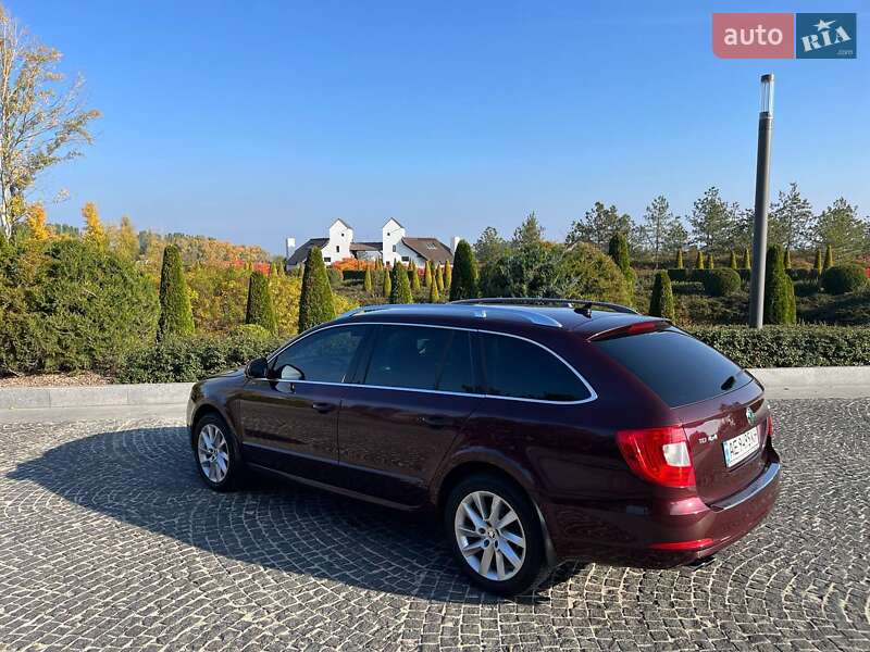 Универсал Skoda Superb 2012 в Днепре