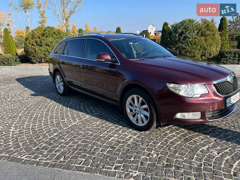 Универсал Skoda Superb 2012 в Днепре