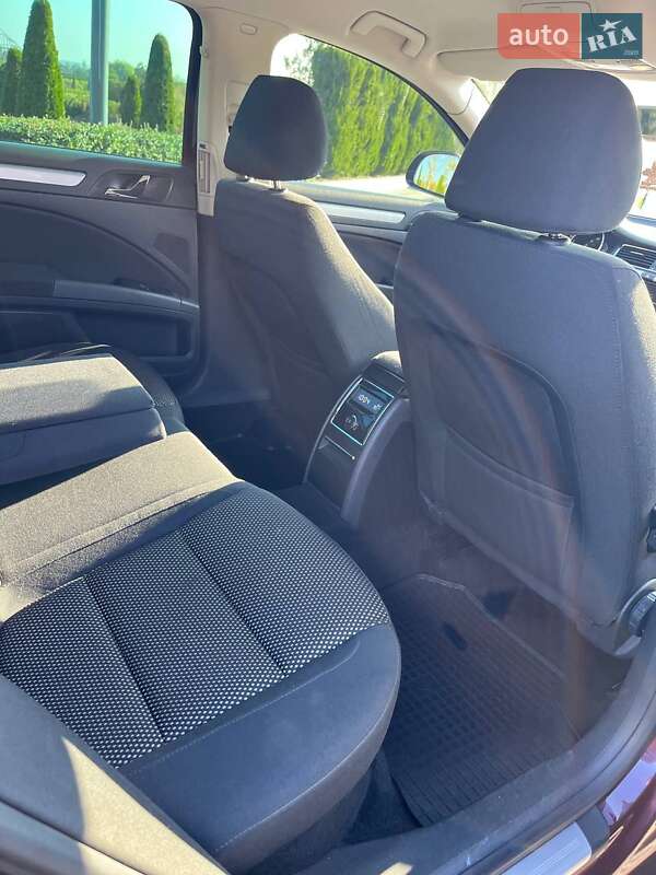 Универсал Skoda Superb 2012 в Днепре