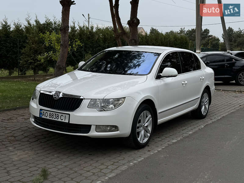 Лифтбек Skoda Superb 2011 в Ужгороде фото 6 Лифтбек Skoda Superb 2011 в Ужгороде